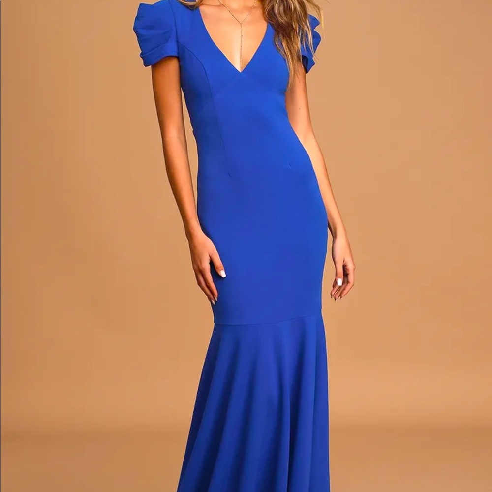 Royal blue Lulu’s Trumpet hem maxi dress